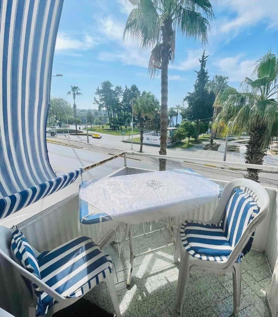 אנטליה Room With Sea View, Right In The Center מראה חיצוני תמונה